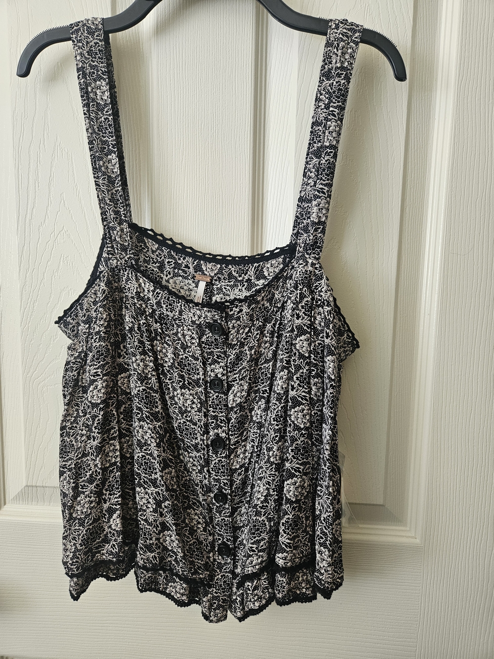 Free People Black & White Floral Button-Front Camisole
